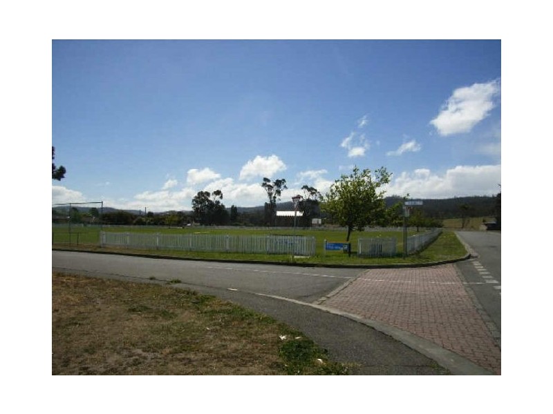 6 Church Street, Rokeby TAS 7019