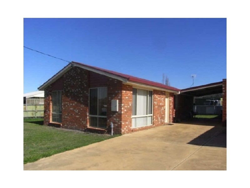 7 Princes Buildings Parade, Rokeby TAS 7019
