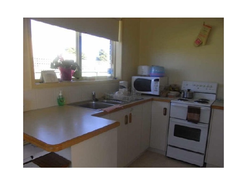 7 Princes Buildings Parade, Rokeby TAS 7019