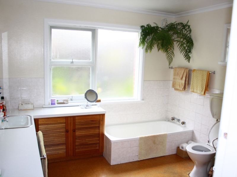 106 Clinton Road, Geilston Bay TAS 7015