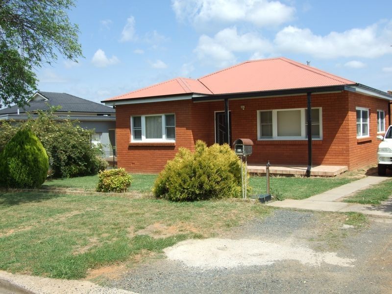 63 Cox Avenue, Orange NSW 2800