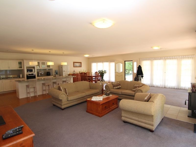 5 Bill Marshall Drive, Orange NSW 2800