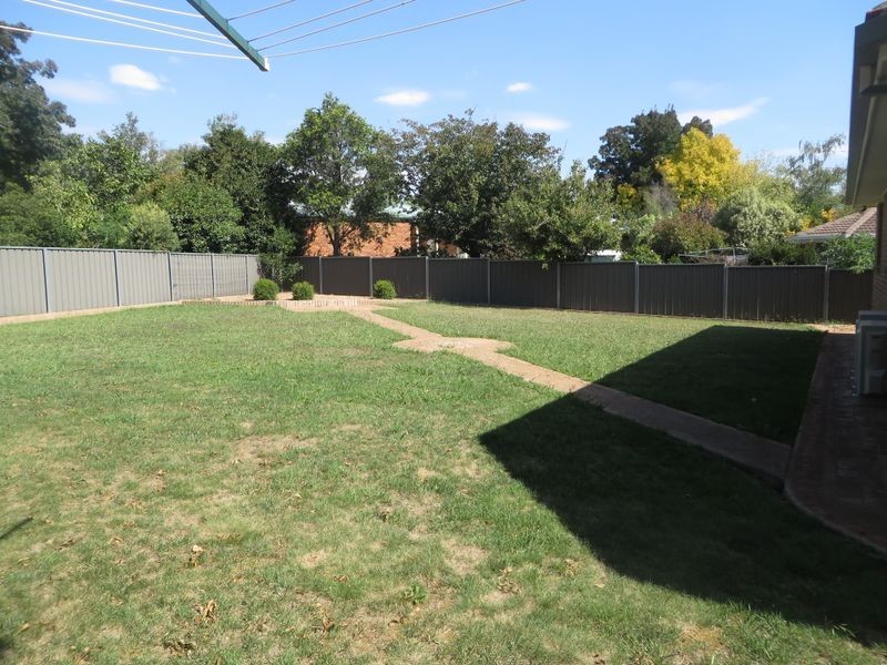 10 Coogal Drive, Orange NSW 2800