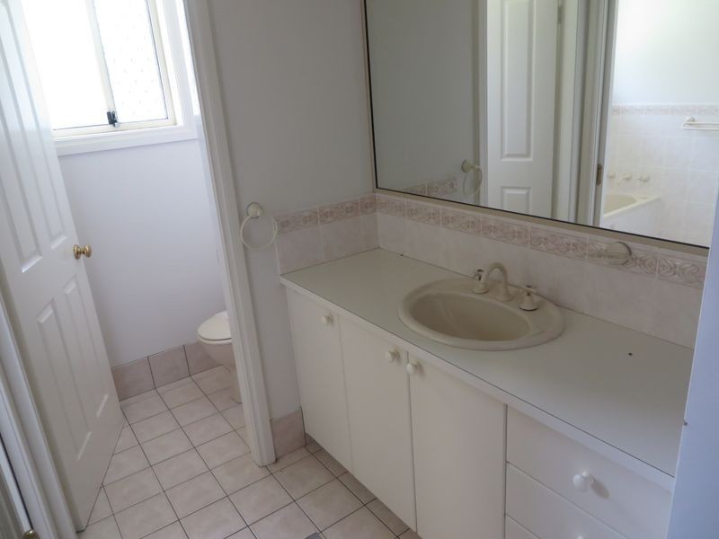 4 Nicholas Place, Orange NSW 2800