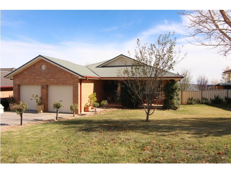21 Olympic Drive, Orange NSW 2800