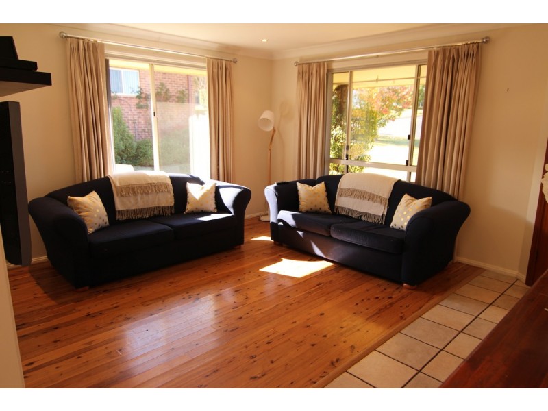 21 Olympic Drive, Orange NSW 2800