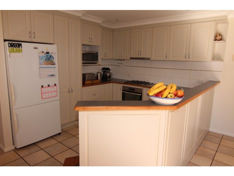 21 Olympic Drive, Orange NSW 2800