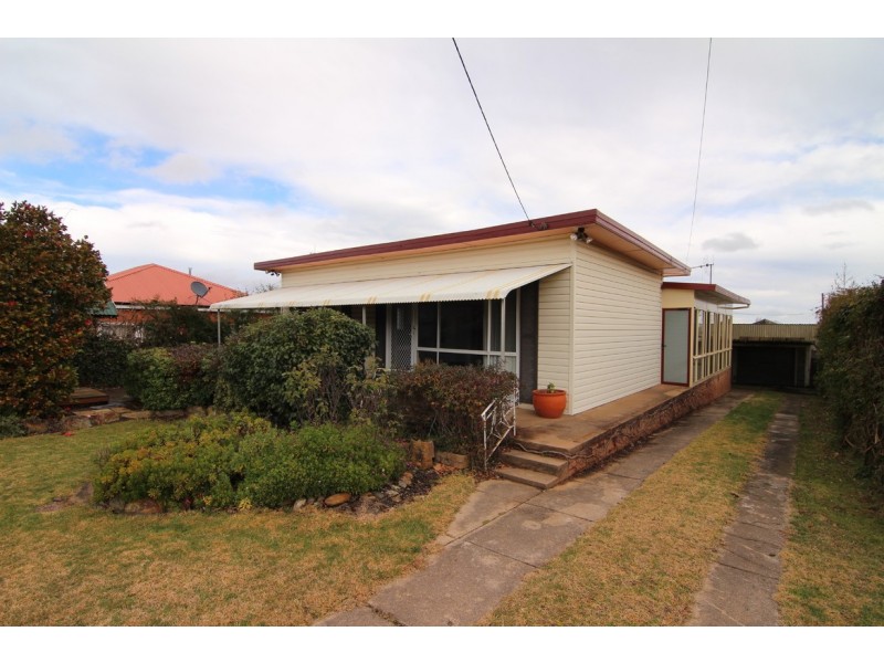 65 Cox Avenue, Orange NSW 2800