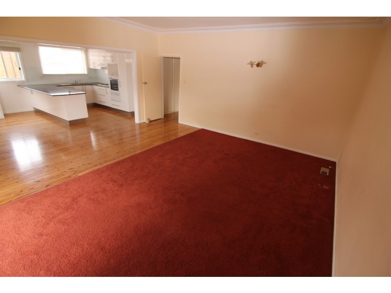 65 Cox Avenue, Orange NSW 2800