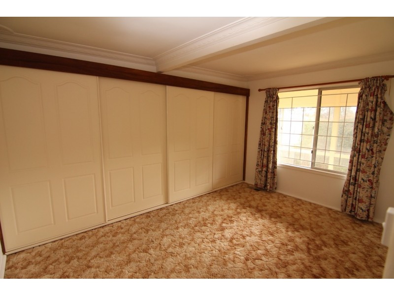 65 Cox Avenue, Orange NSW 2800