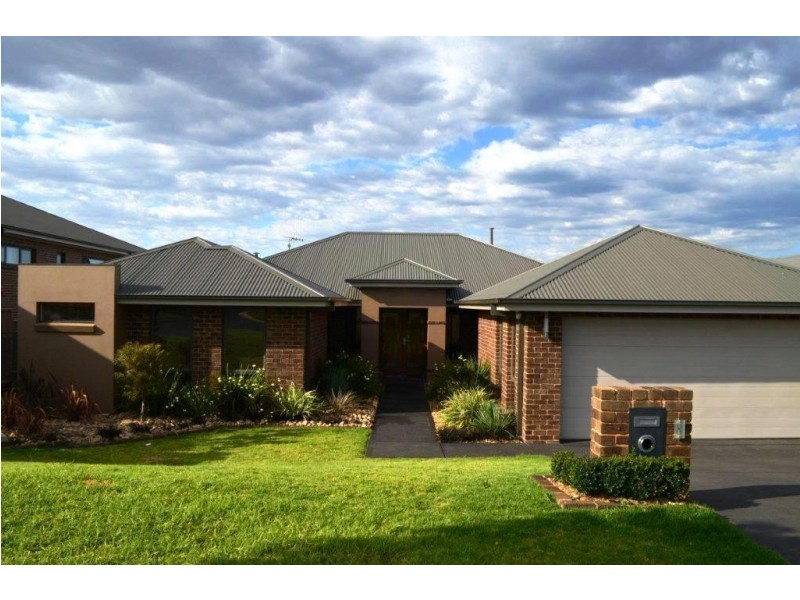 8 Bartlett Street, Orange NSW 2800