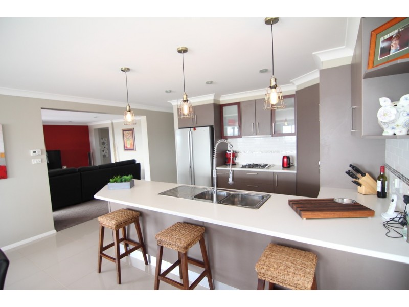 8 Bartlett Street, Orange NSW 2800