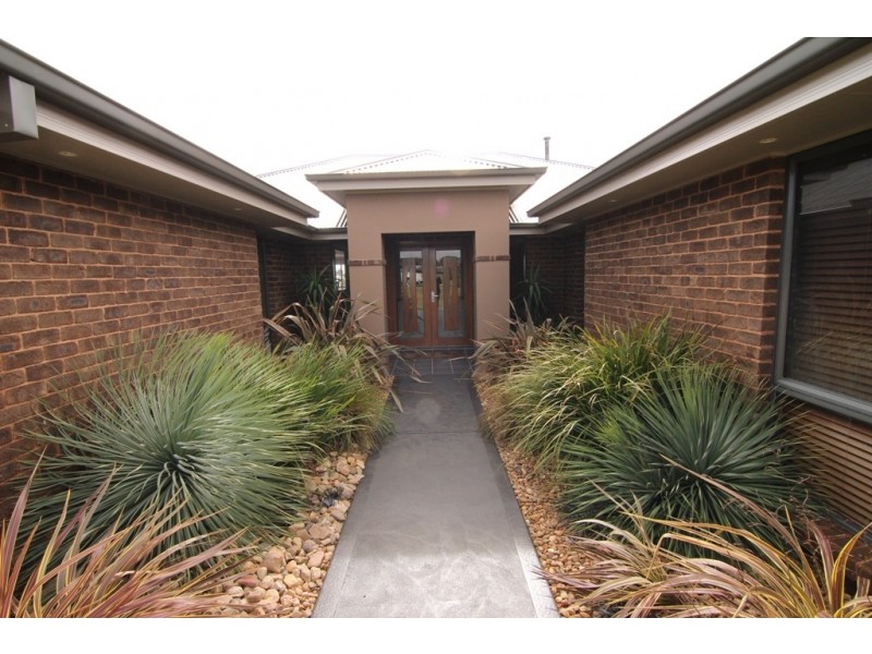 8 Bartlett Street, Orange NSW 2800