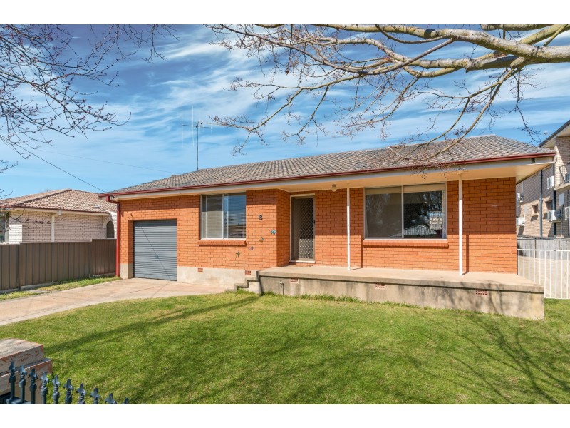 8 Dalton Street, Orange NSW 2800