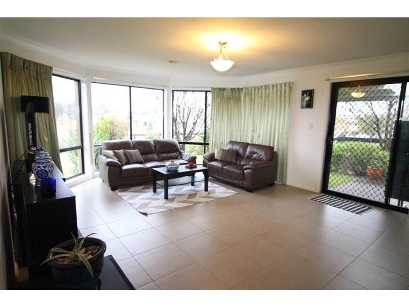 11 Speet Place, Orange NSW 2800