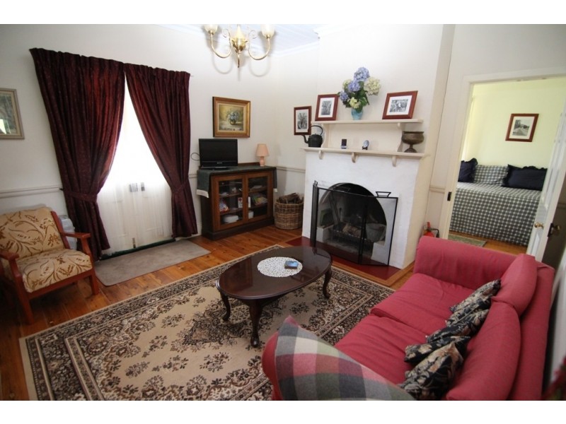 Rocklynne Boree Lane, Orange NSW 2800