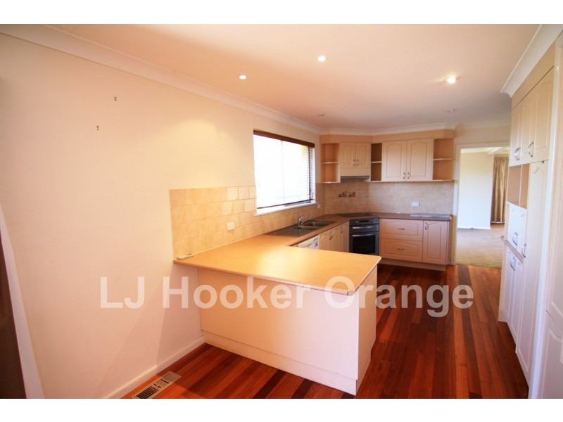 17 Park Lane, Orange NSW 2800