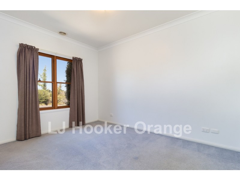 5 Wisteria Place, Orange NSW 2800