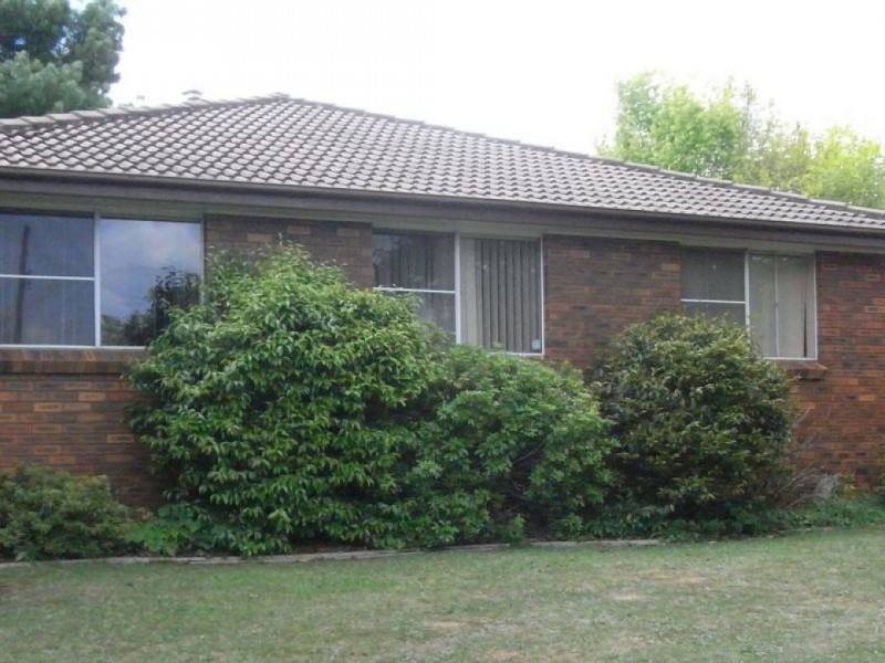 16 Wahratta Way, Orange NSW 2800