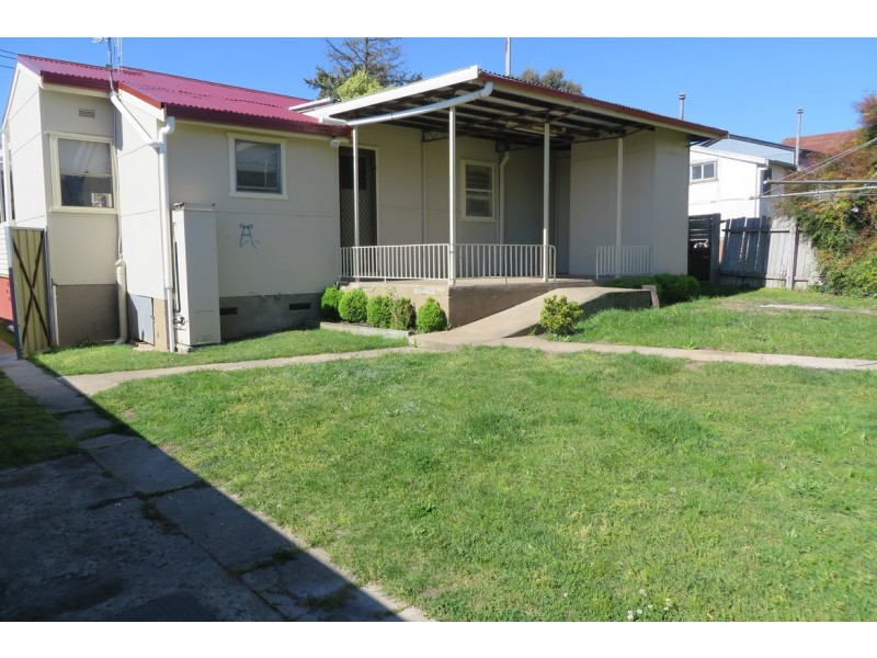 60 Churchill Avenue, Orange NSW 2800