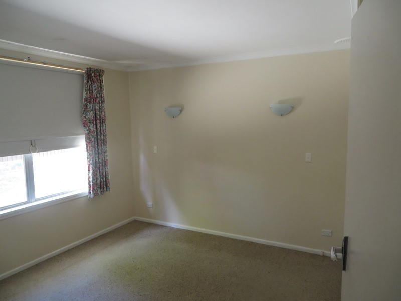 9 Aminya Place, Orange NSW 2800