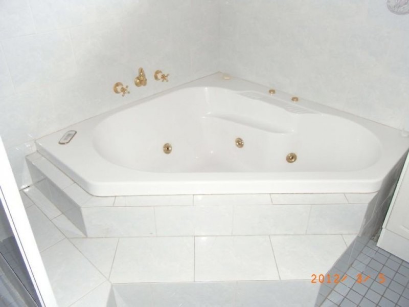 6 Carwoola Drive, Orange NSW 2800