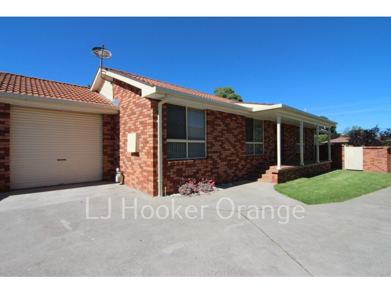 42 Cecil Road, Orange NSW 2800