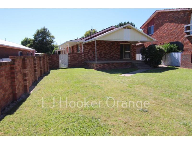42 Cecil Road, Orange NSW 2800