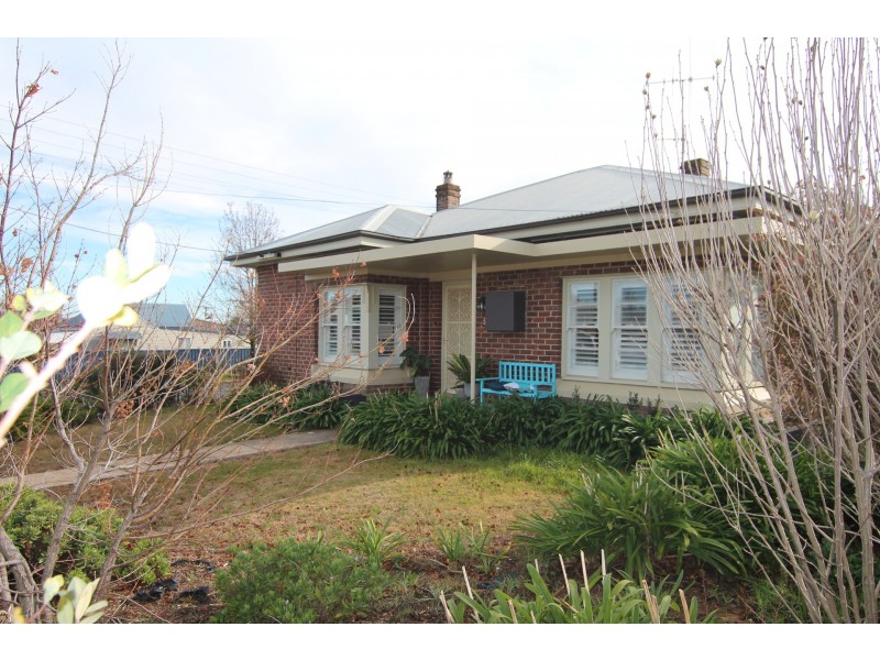 57 Icely Road, Orange NSW 2800