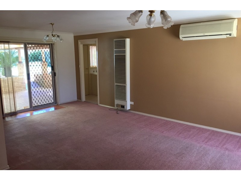 14 Agland Crescent, Orange NSW 2800