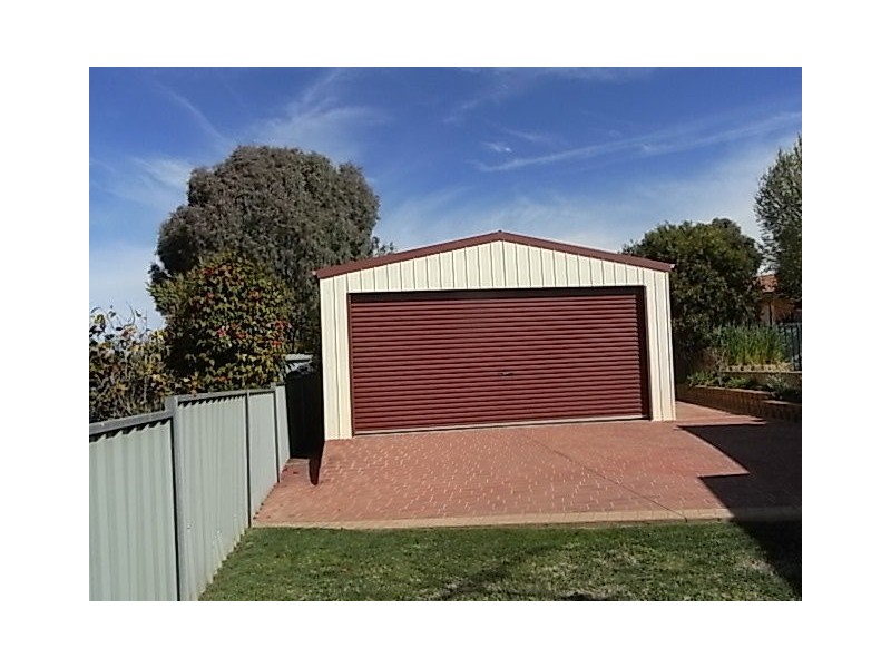 14 Agland Crescent, Orange NSW 2800