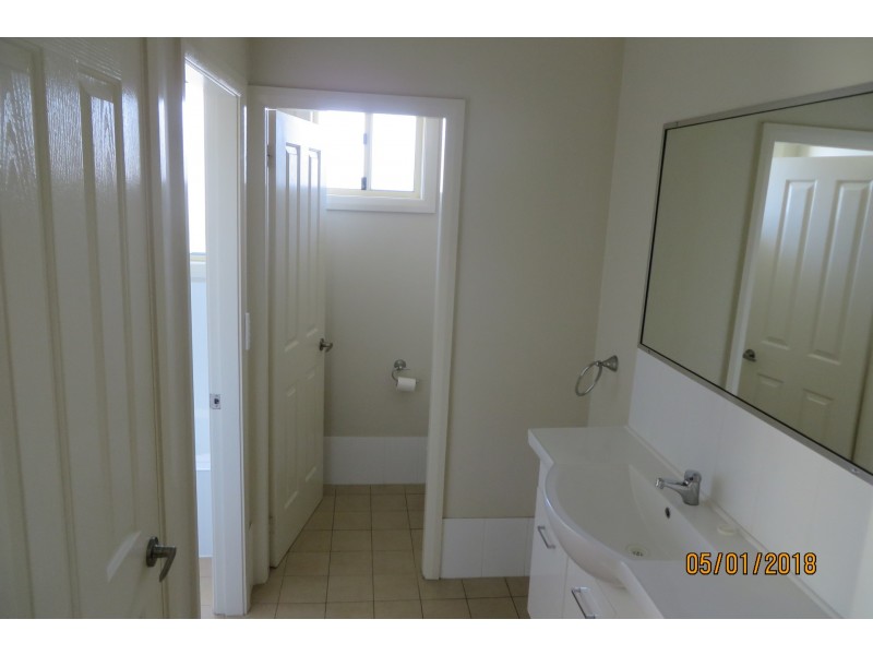 1 Buckland Drive, Orange NSW 2800