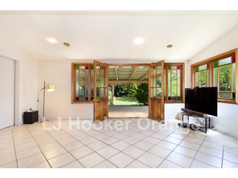 105 Clinton Street, Orange NSW 2800