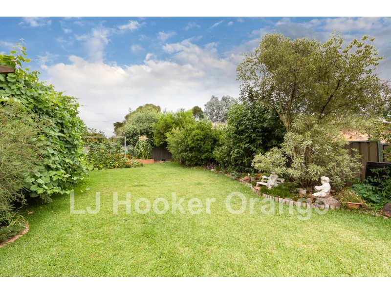 26 Seville Parade, Orange NSW 2800