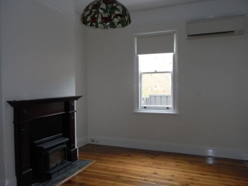 108 March Street, Orange NSW 2800