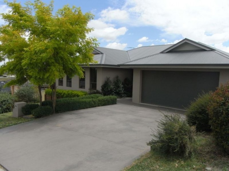 5 Whitney Place, Orange NSW 2800