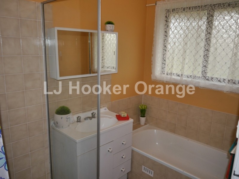13 Pimpala Place, Orange NSW 2800