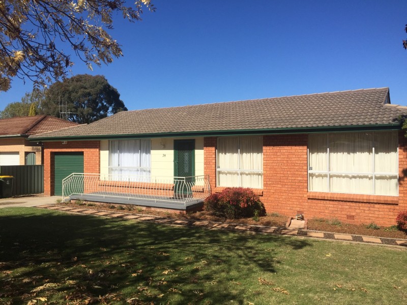 74 Margaret Street, Orange NSW 2800