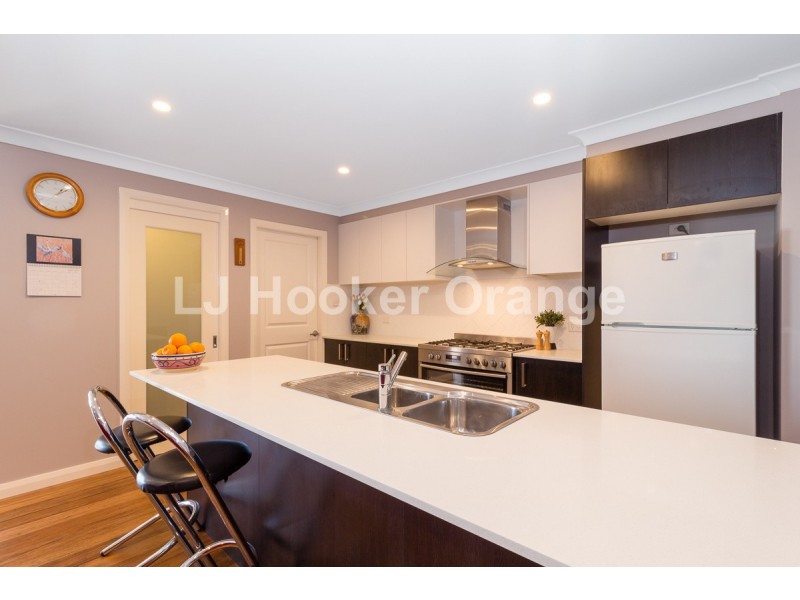 87 William Maker Drive, Orange NSW 2800