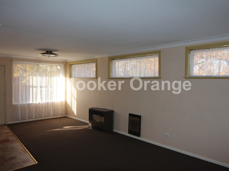 389 Lords Place, Orange NSW 2800
