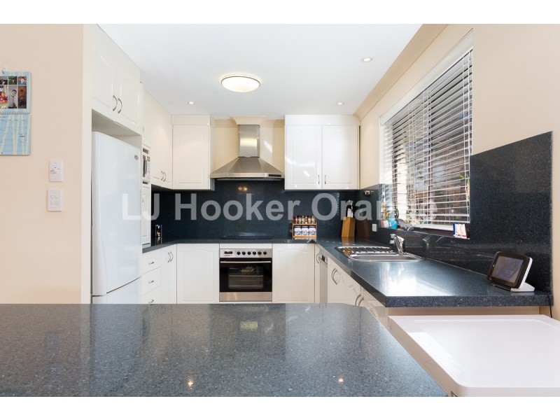 7 James Cook Crescent, Orange NSW 2800
