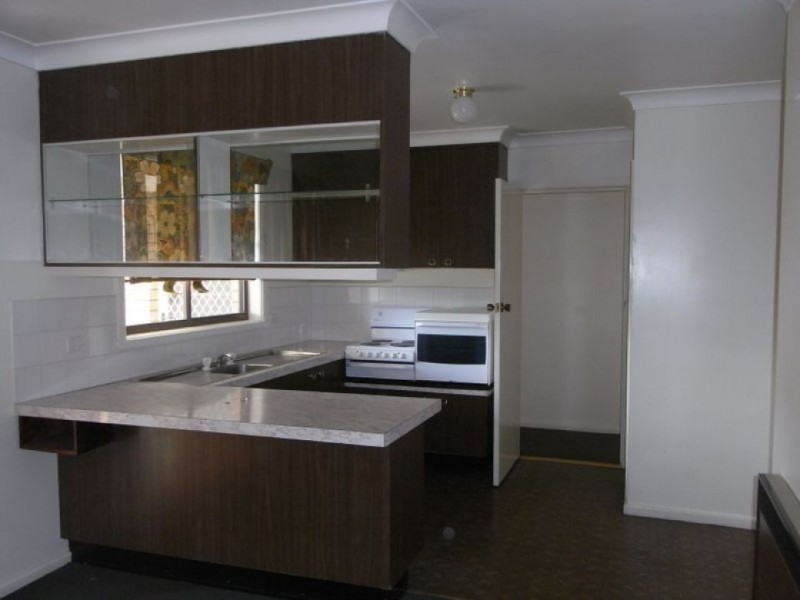 1 Mangowa Close, Orange NSW 2800