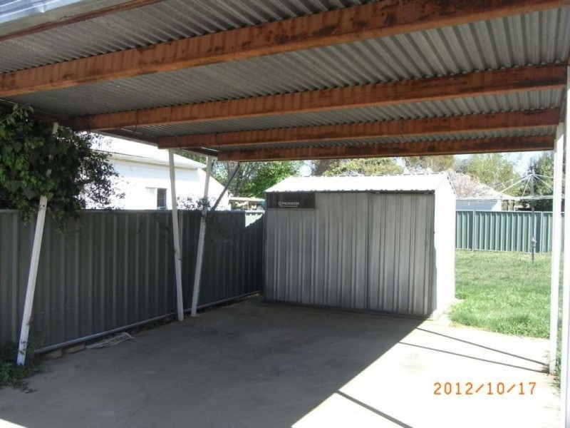 1 Mangowa Close, Orange NSW 2800