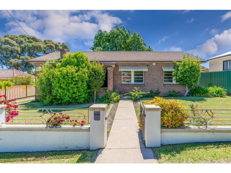 27 Thomas Street, Orange NSW 2800