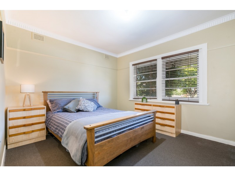 27 Thomas Street, Orange NSW 2800