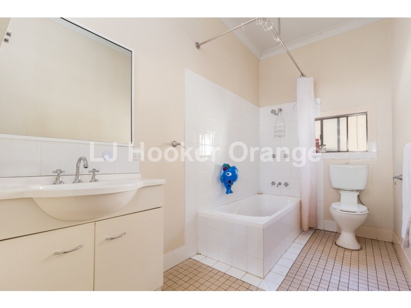 23 Eyles Street, Orange NSW 2800