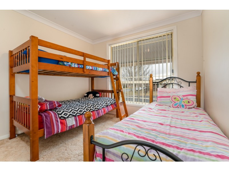 1/10 Turner Crescent, Orange NSW 2800