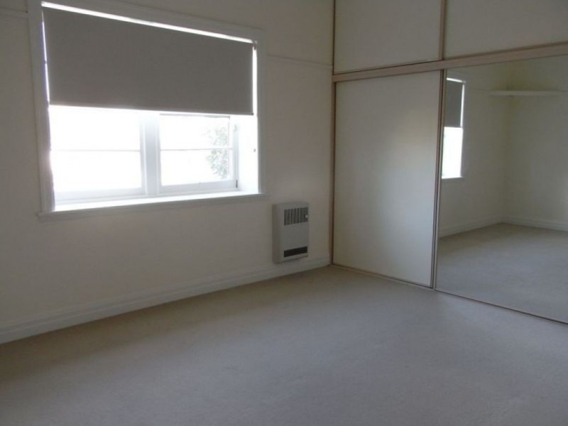 69 March Street, Orange NSW 2800