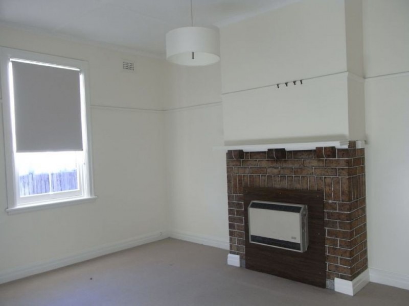 69 March Street, Orange NSW 2800