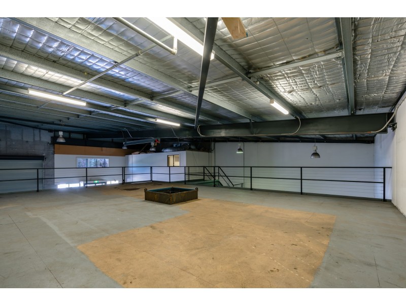 2/2 Gateway Crescent, Orange NSW 2800